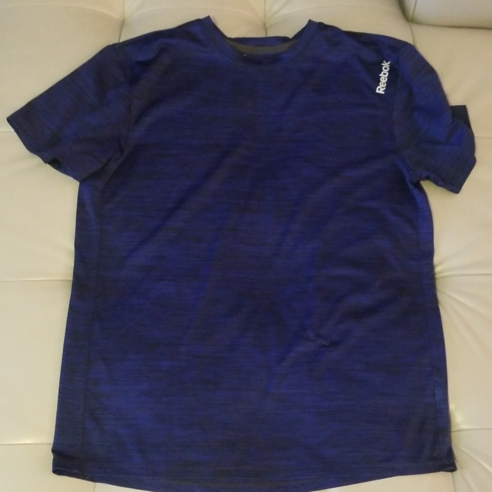 Reebok men's shirt.  Sz S.